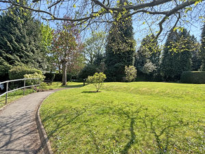 Photo 16- click for photo gallery